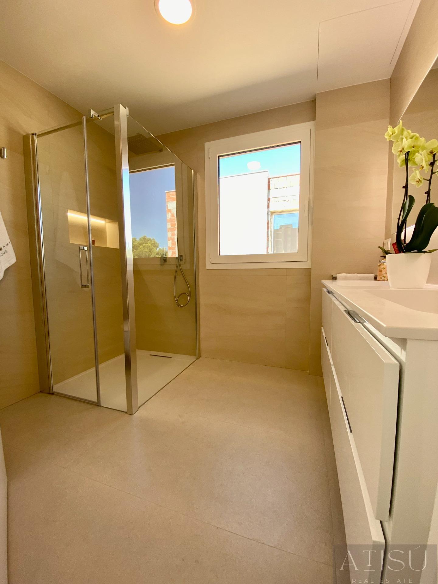 For sale of villa in Finestrat
