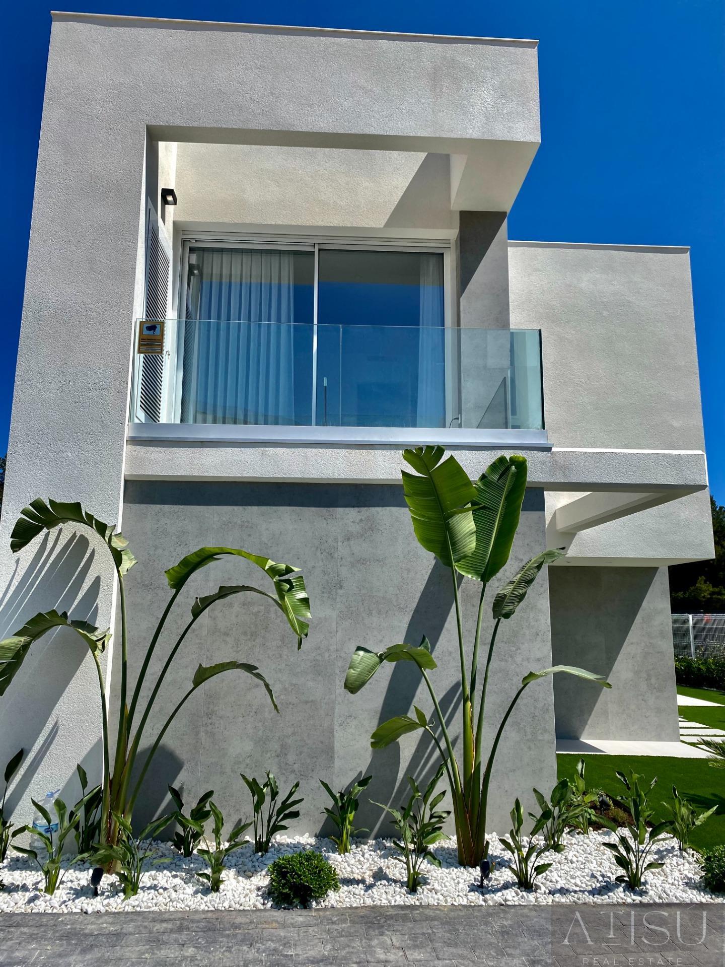 For sale of villa in Finestrat
