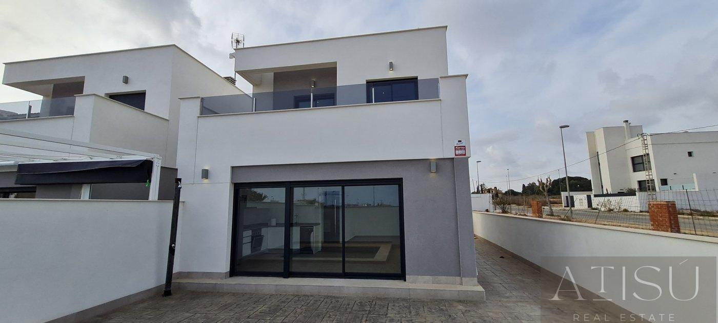 For sale of villa in Orihuela costa