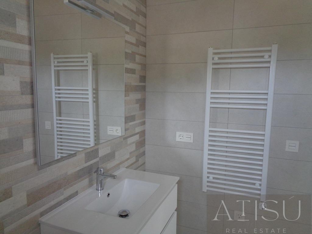 For sale of villa in Pinoso