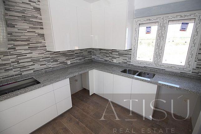 Venta de villa en Pinoso