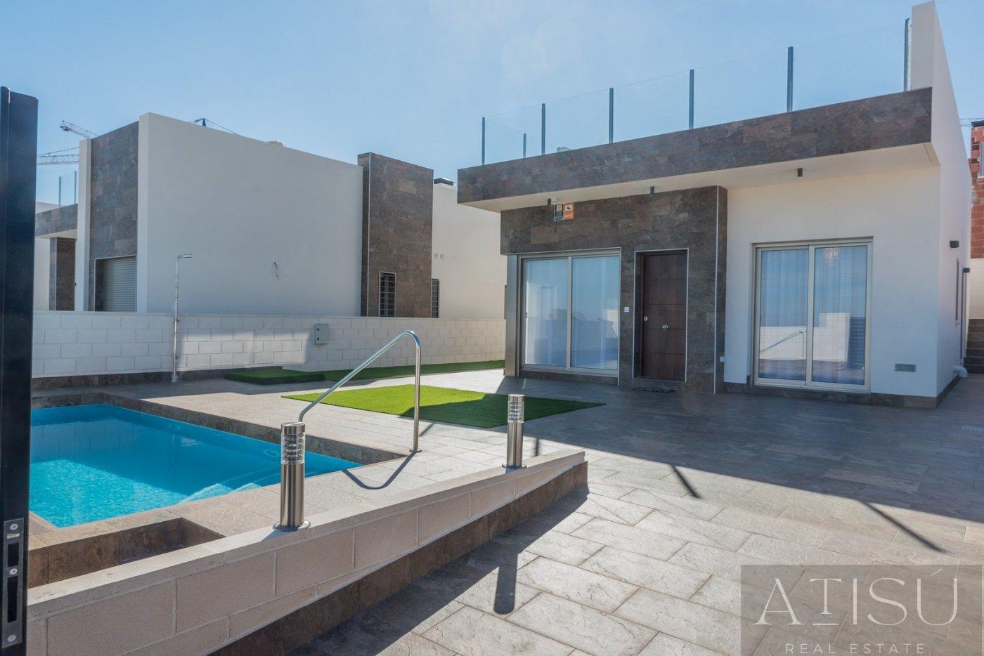 For sale of villa in Orihuela costa
