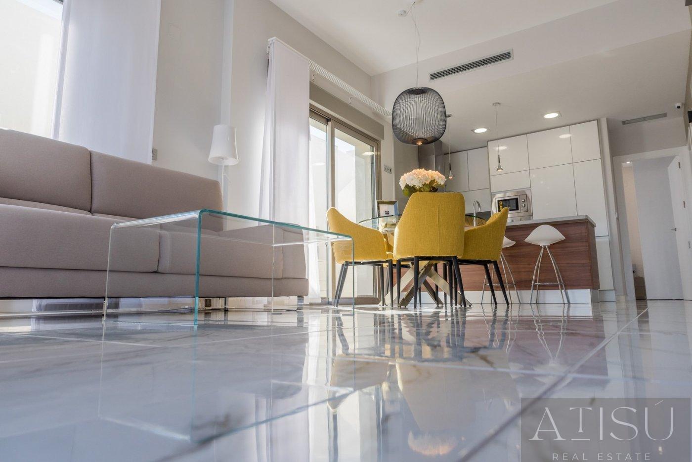 For sale of villa in Orihuela costa