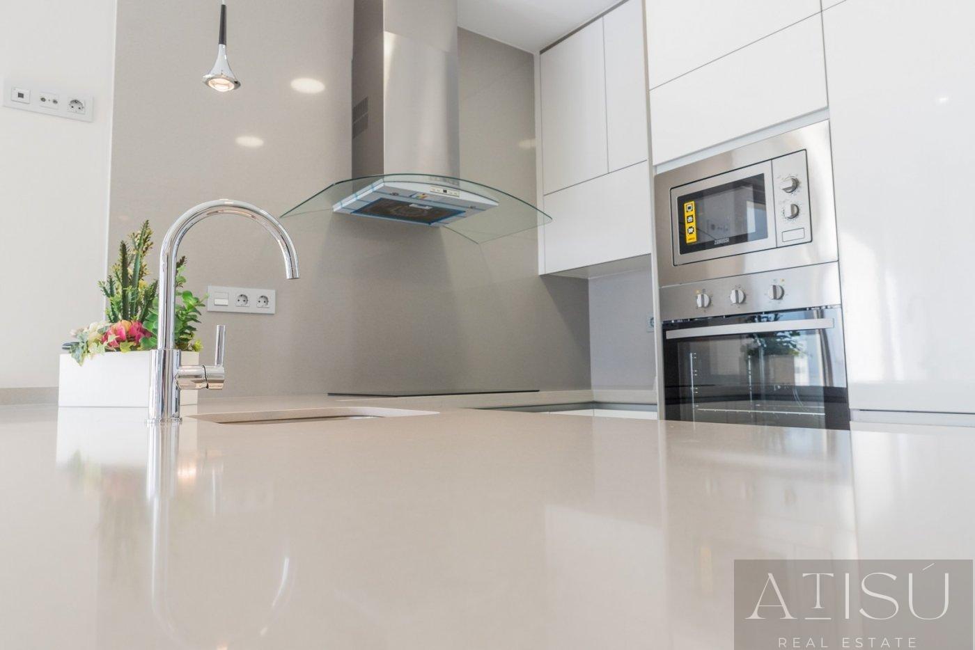 For sale of villa in Orihuela costa