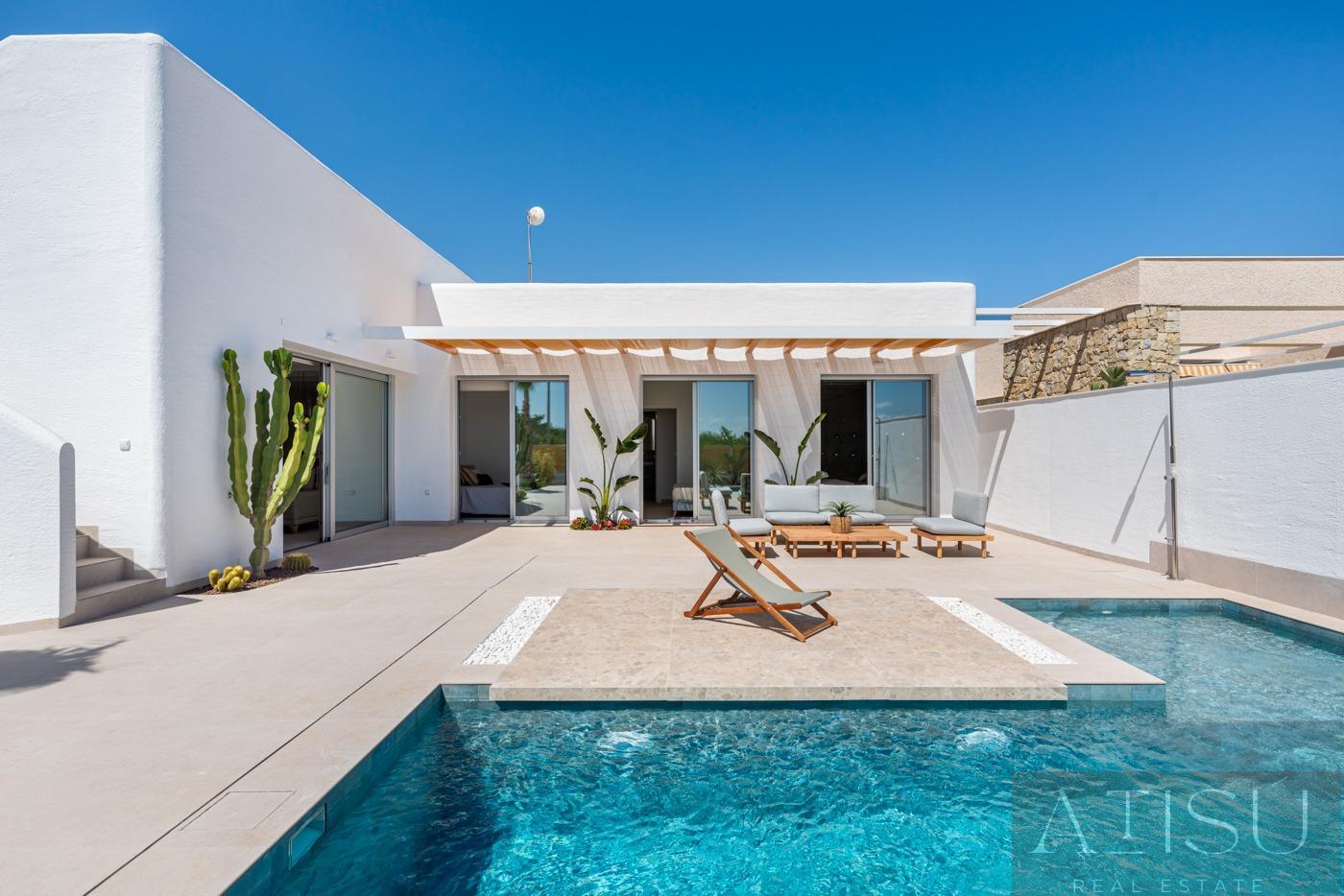 For sale of villa in Benijofar