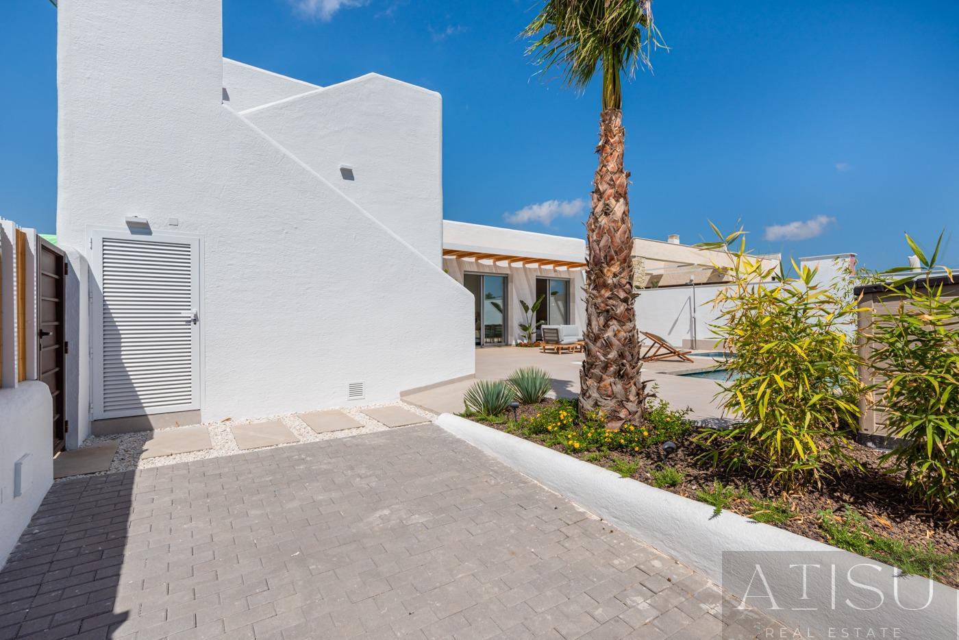 For sale of villa in Benijofar