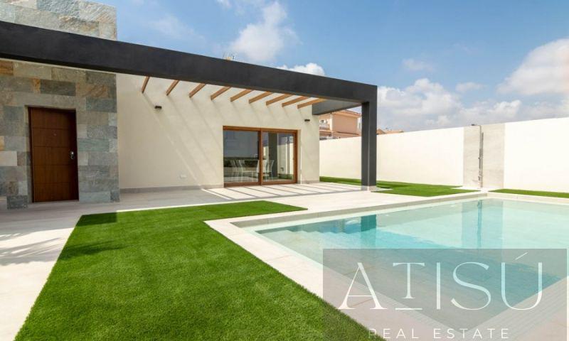 For sale of villa in Torrevieja