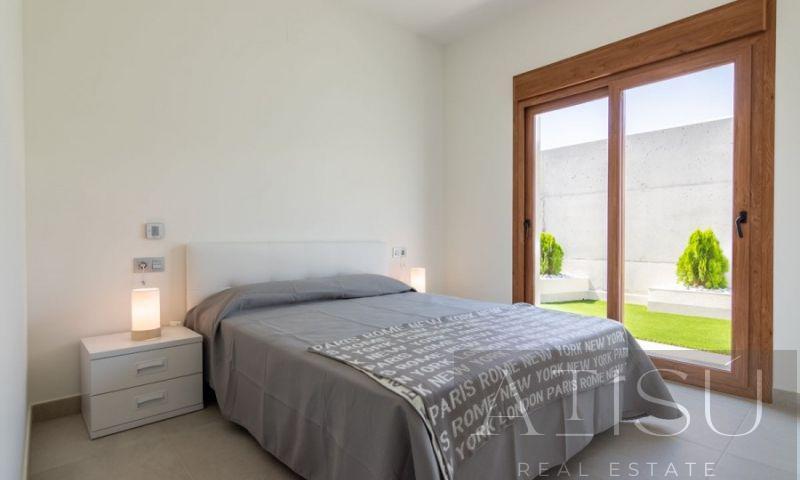 For sale of villa in Torrevieja