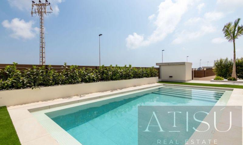 For sale of villa in Torrevieja