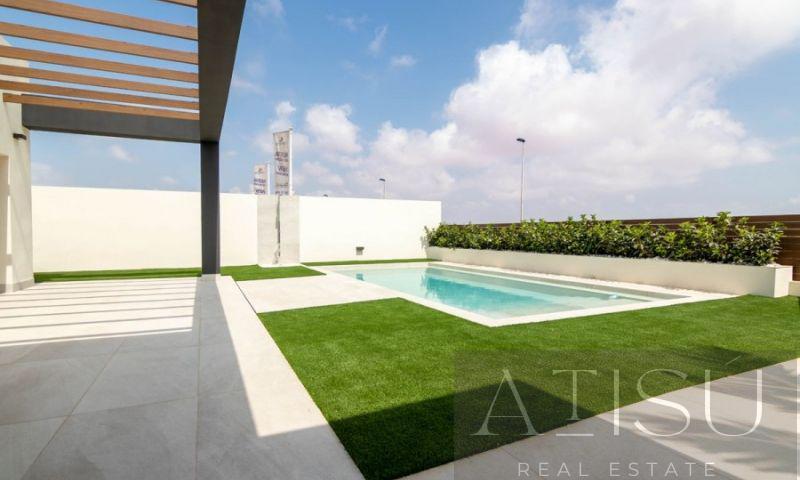 For sale of villa in Torrevieja