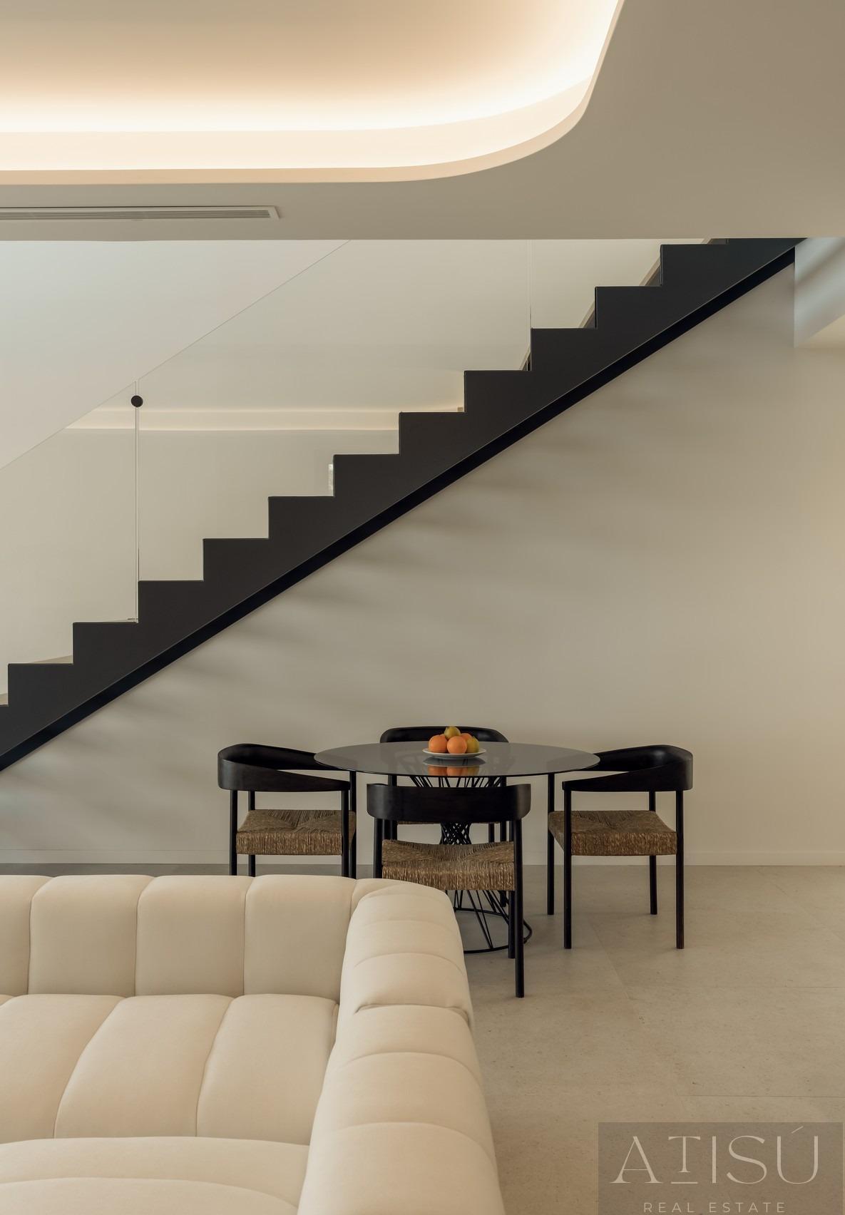 For sale of villa in Finestrat