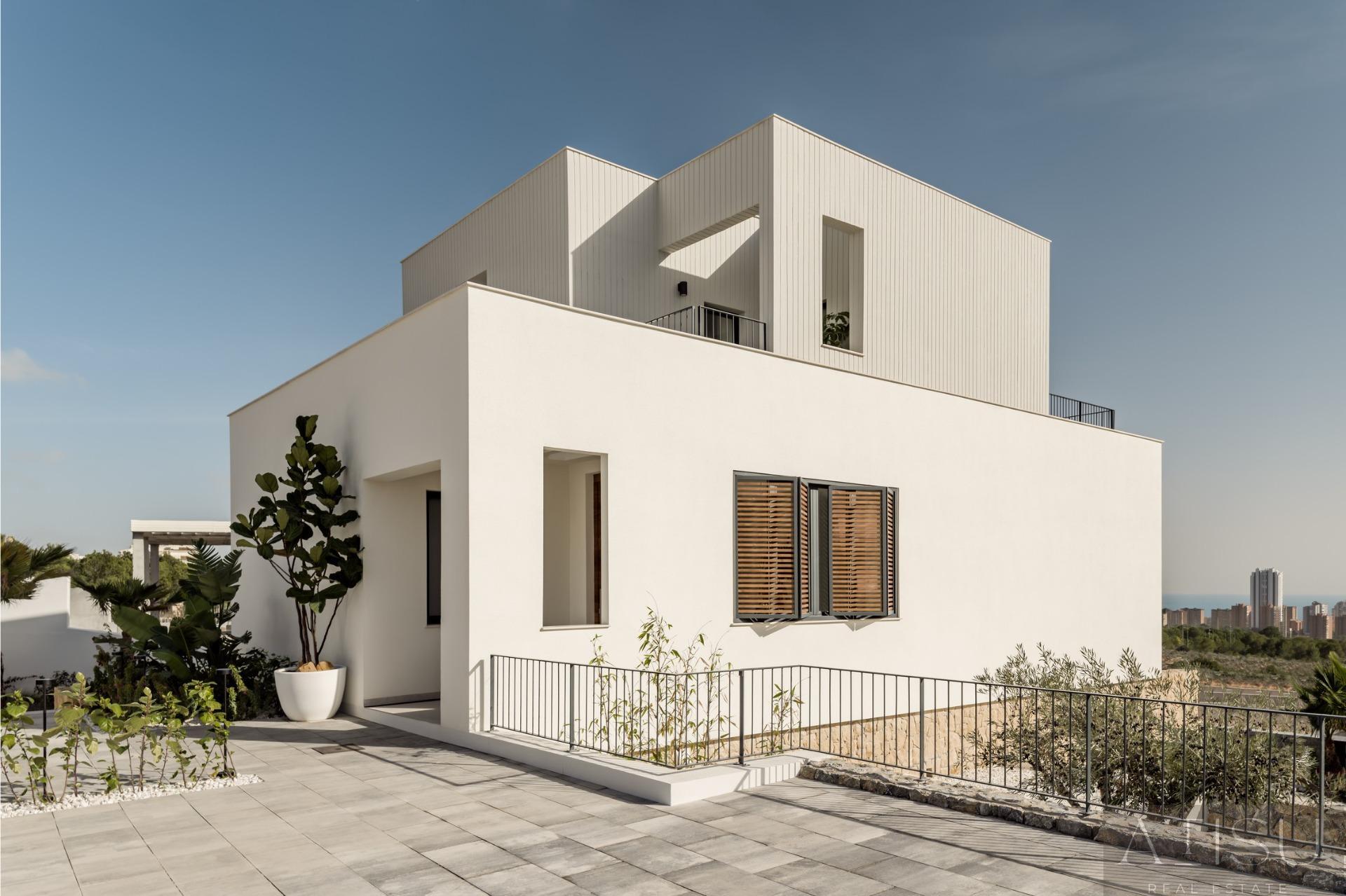 For sale of villa in Finestrat
