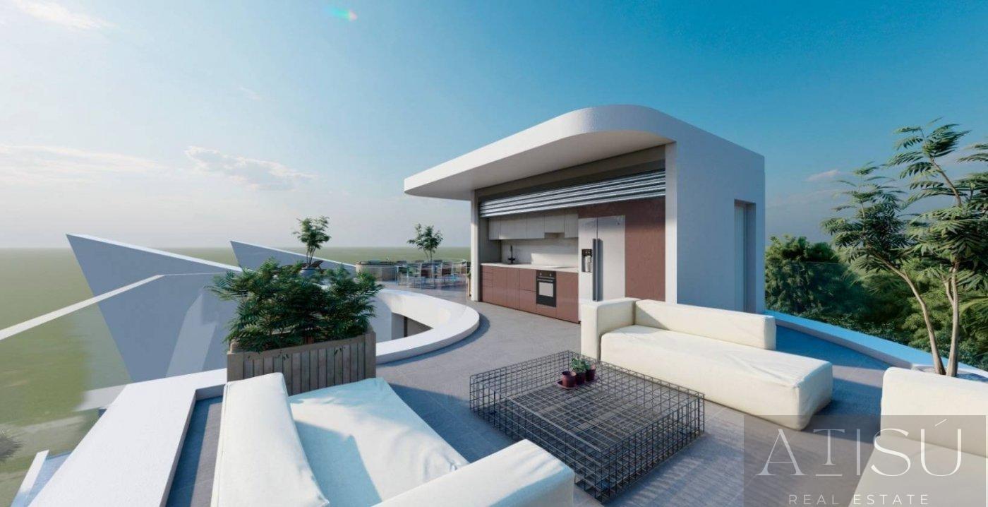 For sale of villa in Orihuela costa