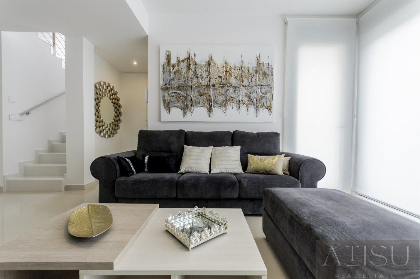 For sale of villa in San miguel de salinas