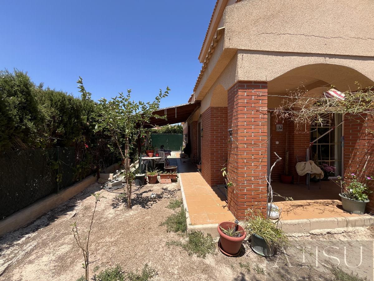 For sale of house in El Campello