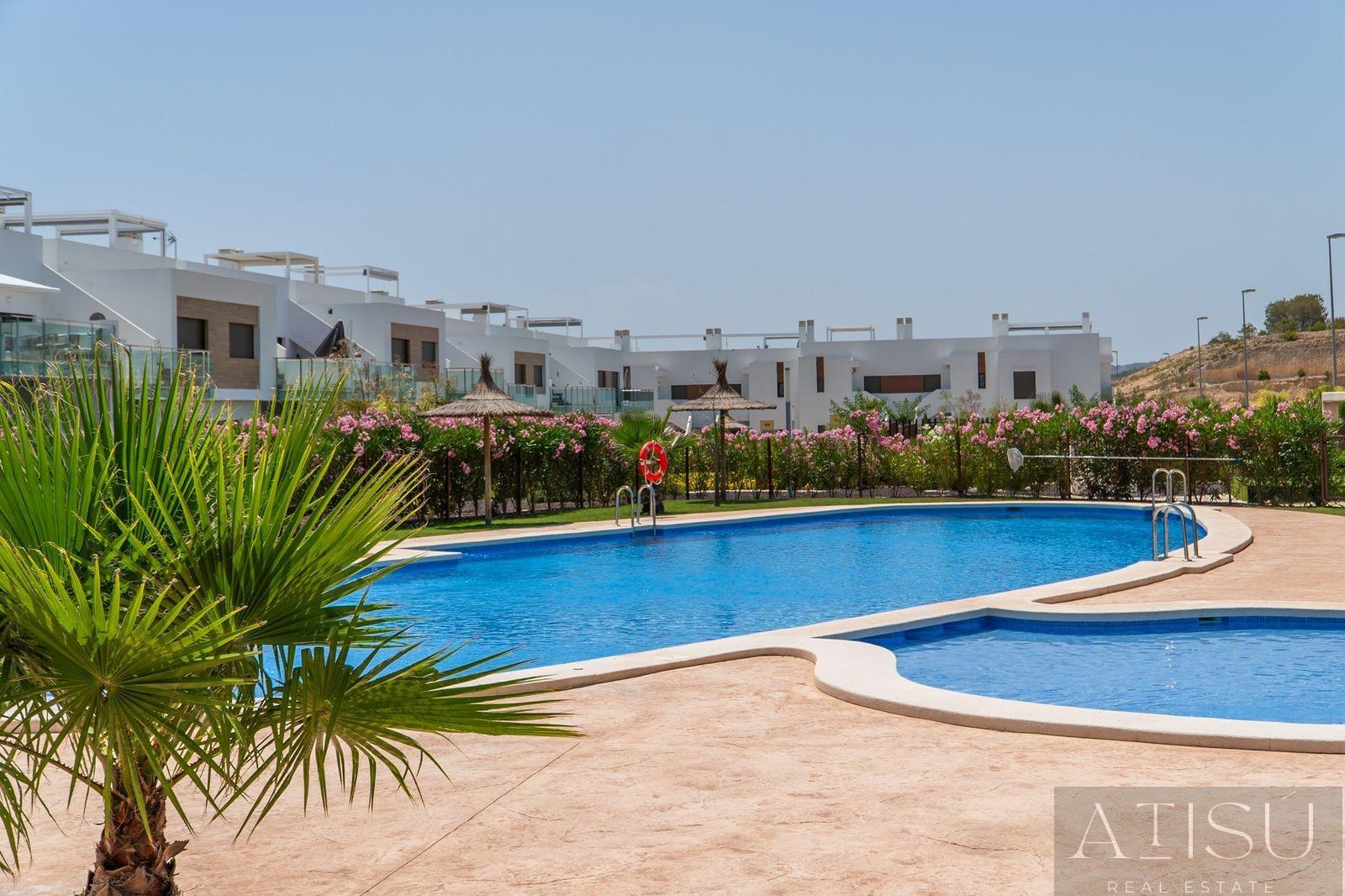 Venta de villa en Orihuela