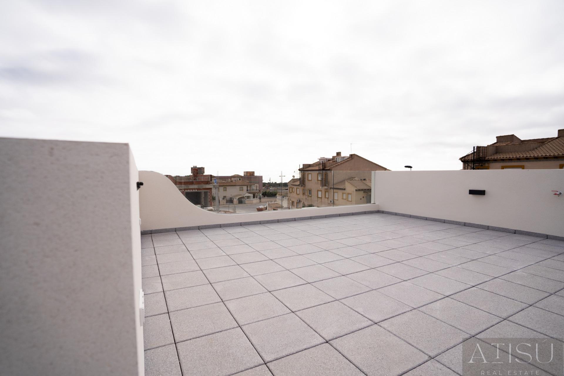 For sale of villa in Orihuela costa