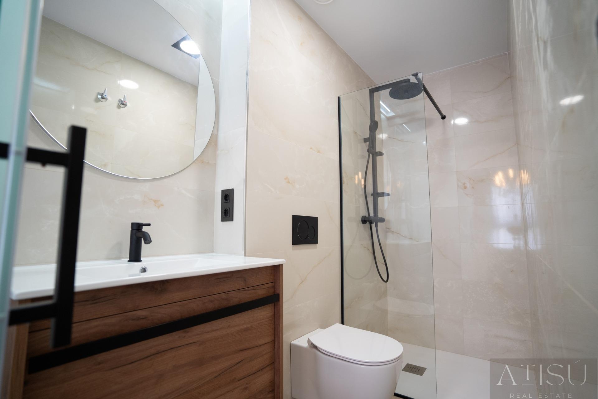 For sale of villa in Orihuela costa