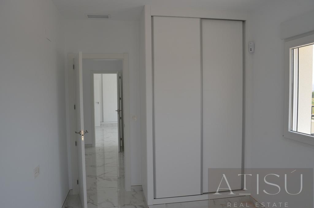 For sale of villa in Pinoso