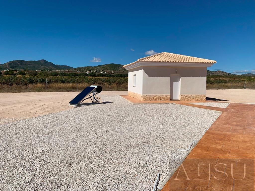 For sale of villa in Pinoso