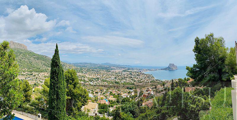 For sale of villa in Calpe