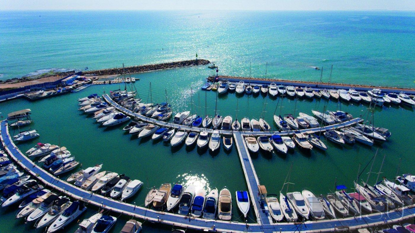 For sale of apartment in Orihuela costa