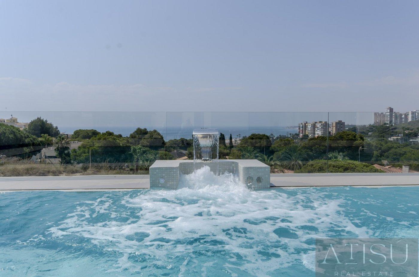 For sale of villa in Orihuela costa