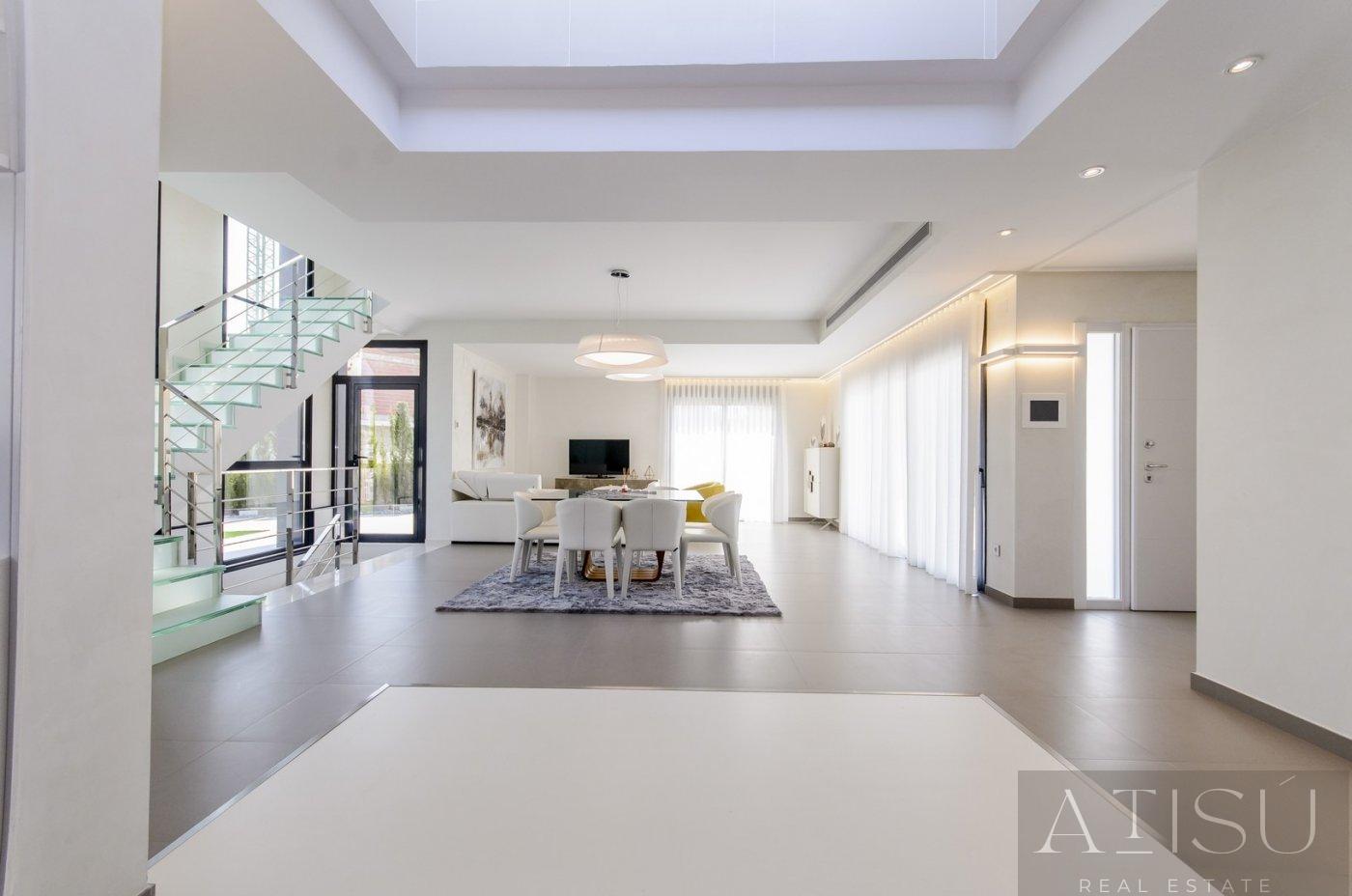 For sale of villa in Orihuela costa