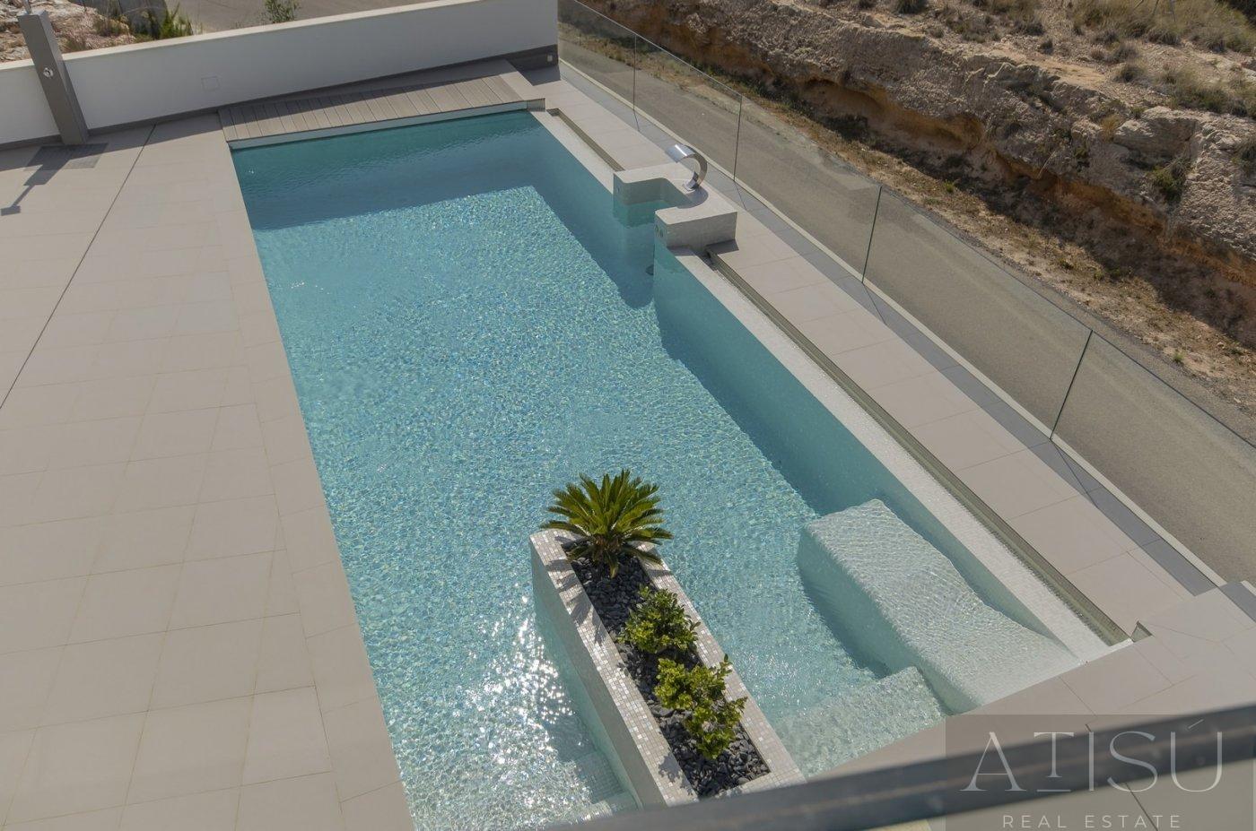 For sale of villa in Orihuela costa