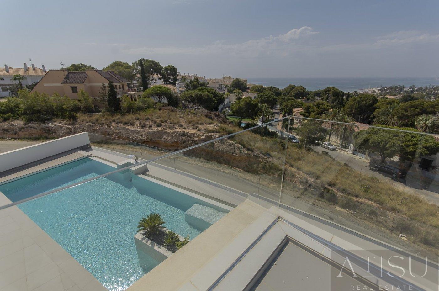 For sale of villa in Orihuela costa