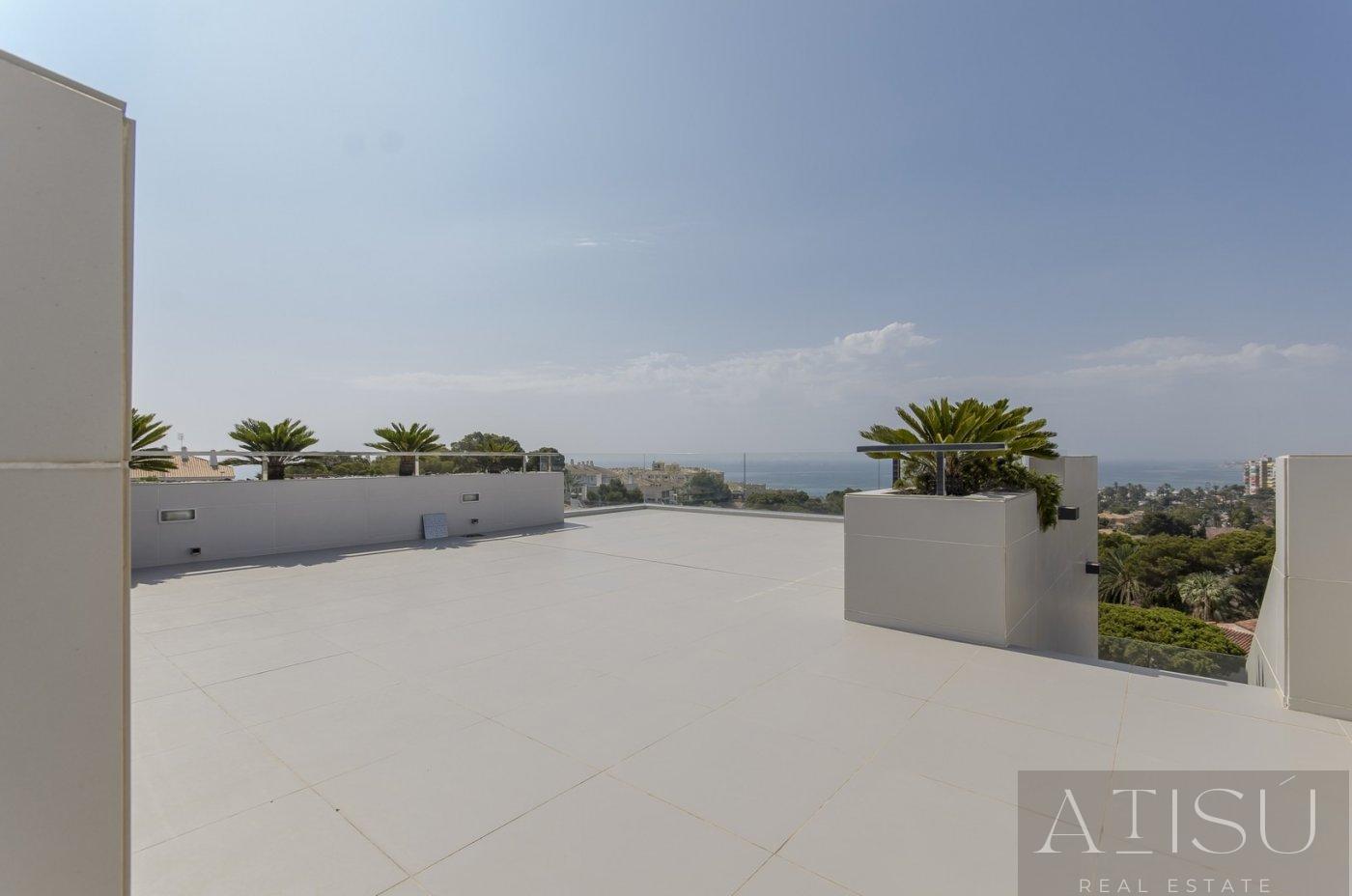 For sale of villa in Orihuela costa