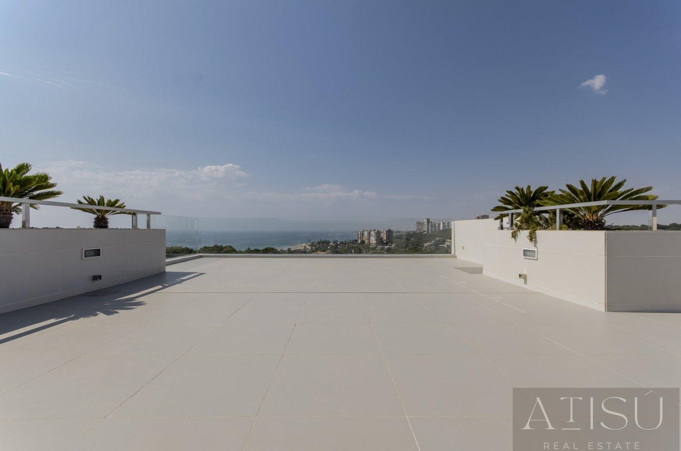 For sale of villa in Orihuela costa