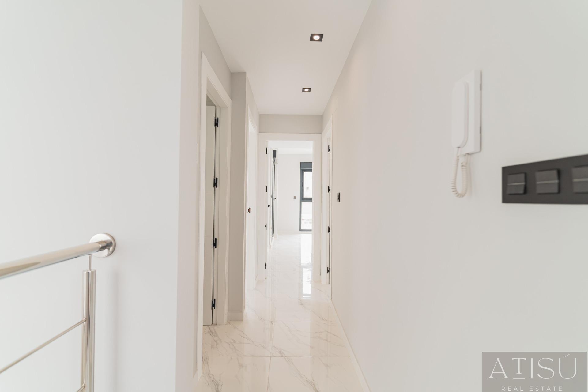 For sale of villa in Pilar de la horadada