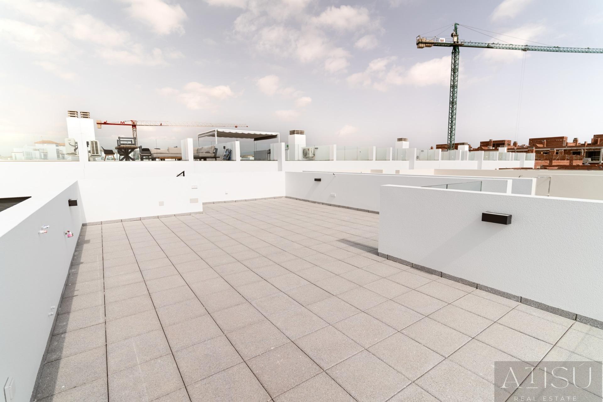 For sale of villa in Pilar de la horadada