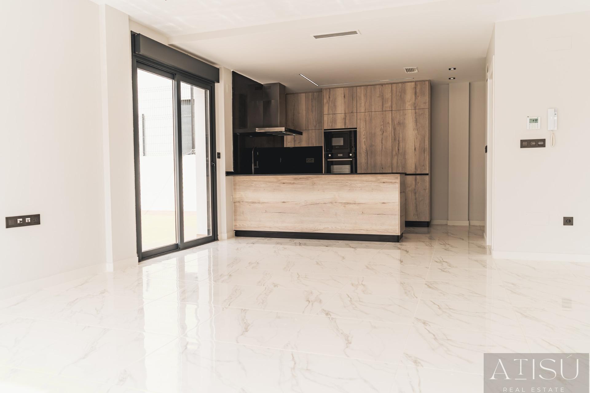 For sale of villa in Pilar de la horadada