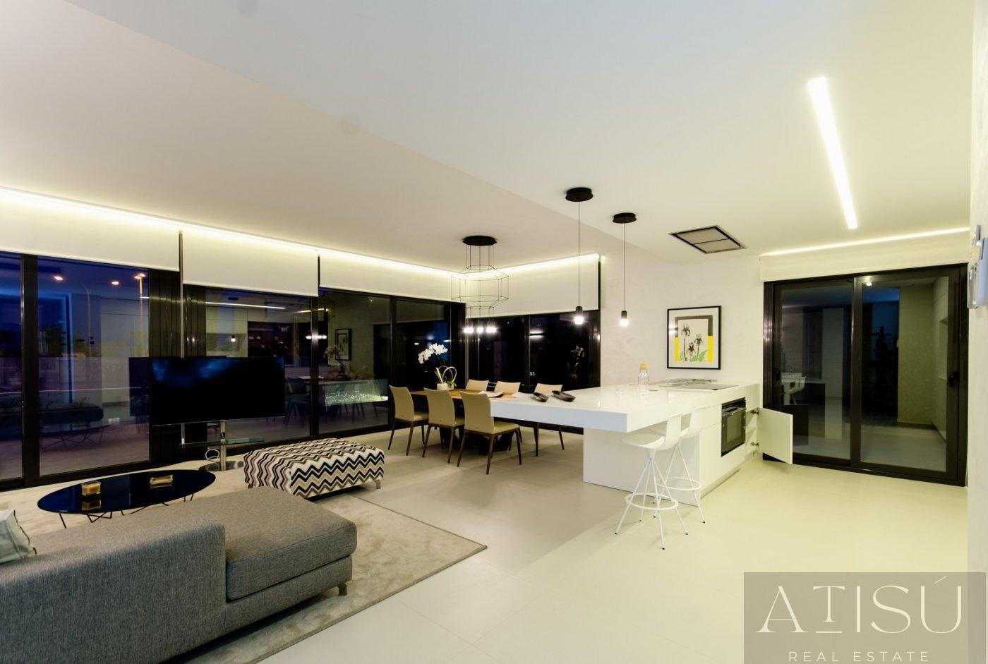 For sale of villa in Orihuela costa