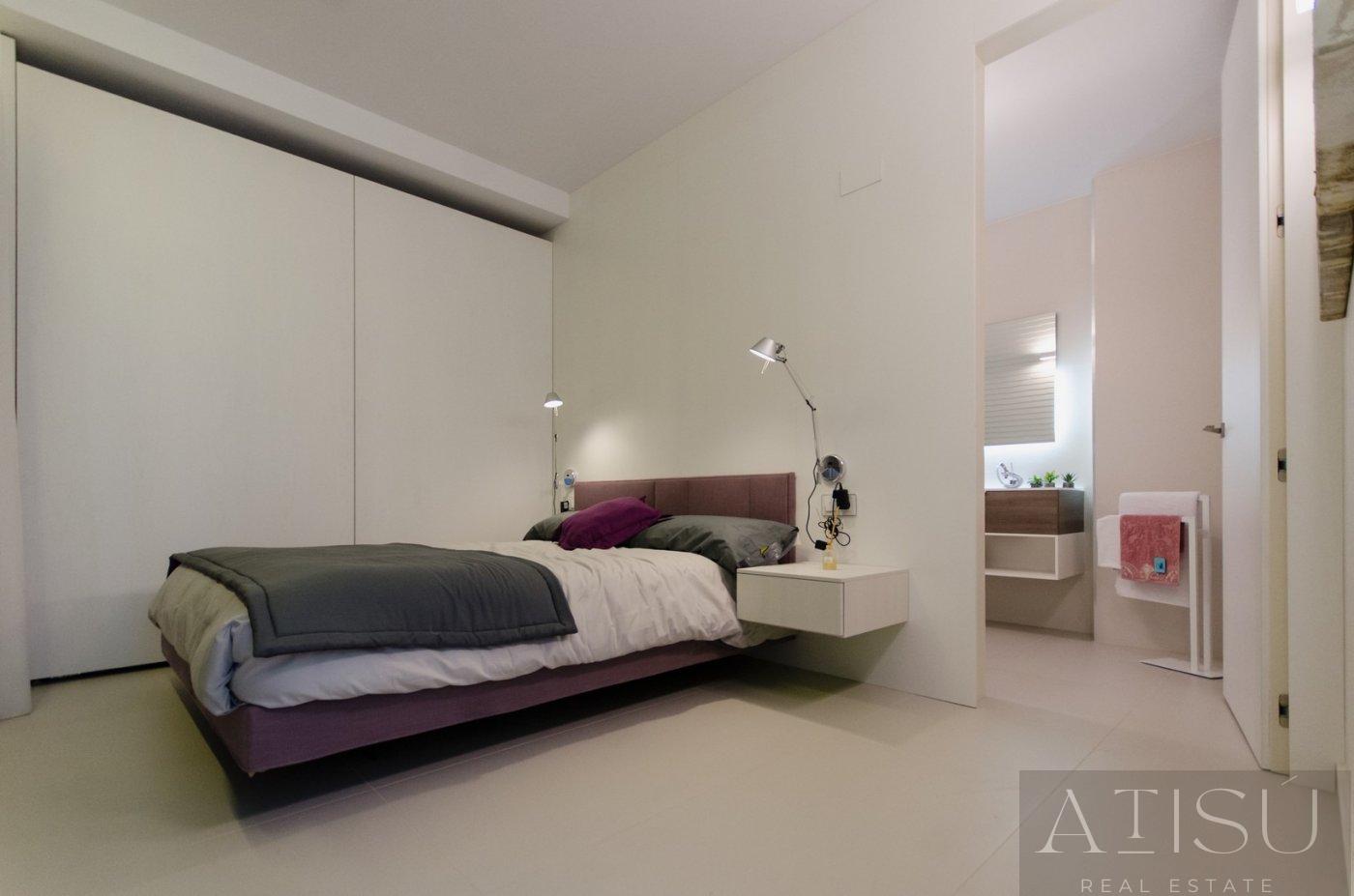 For sale of villa in Orihuela costa