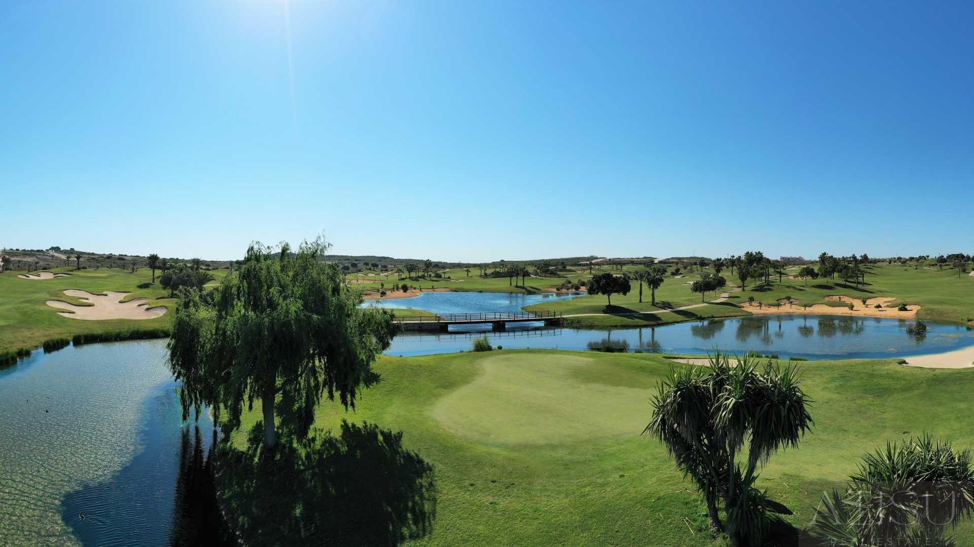 For sale of villa in Orihuela