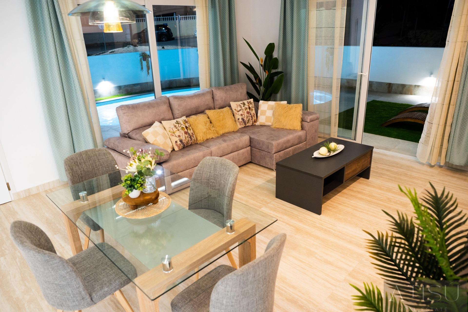Venta de villa en Rojales