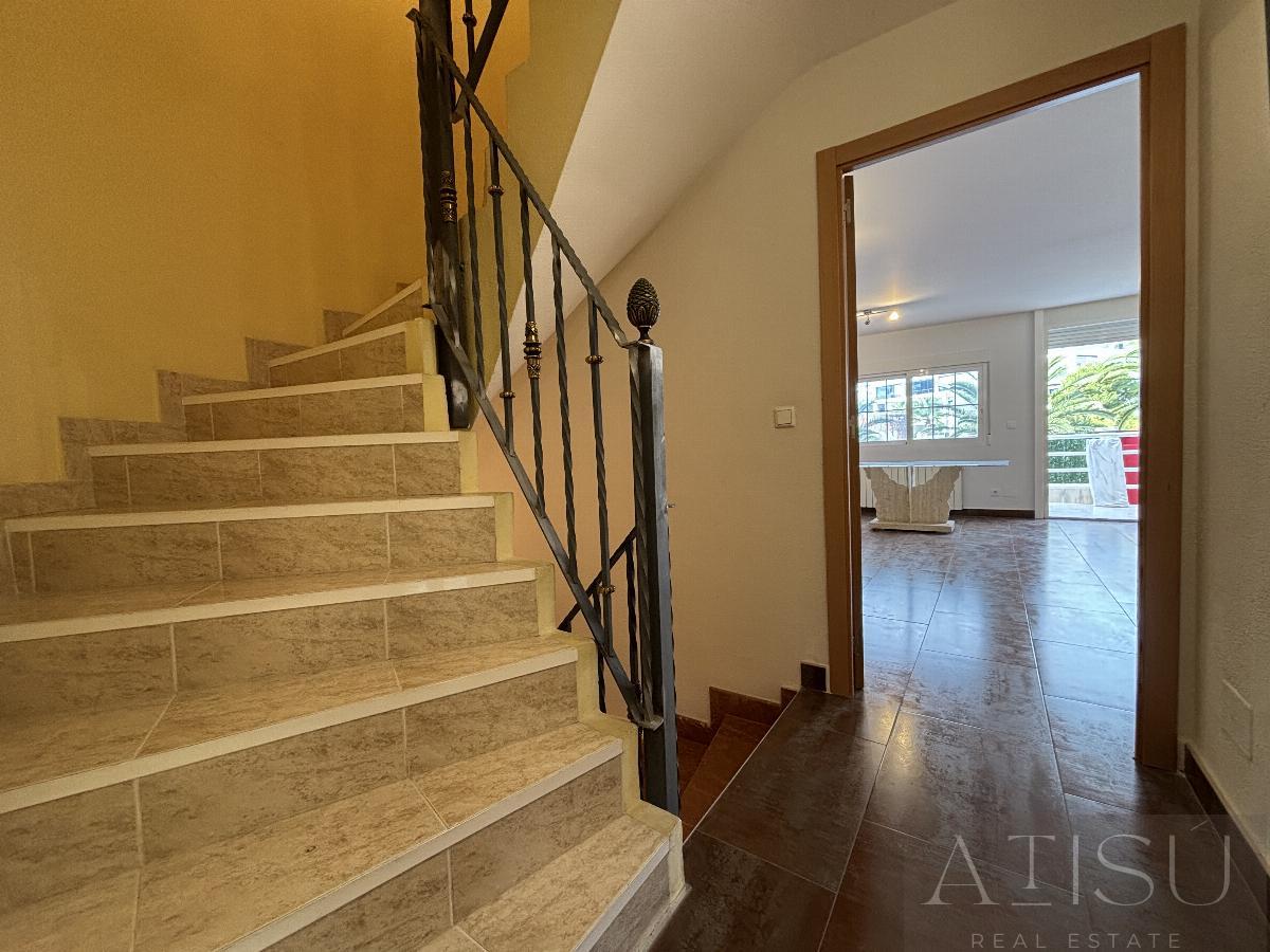 For rent of bungalow in Alicante