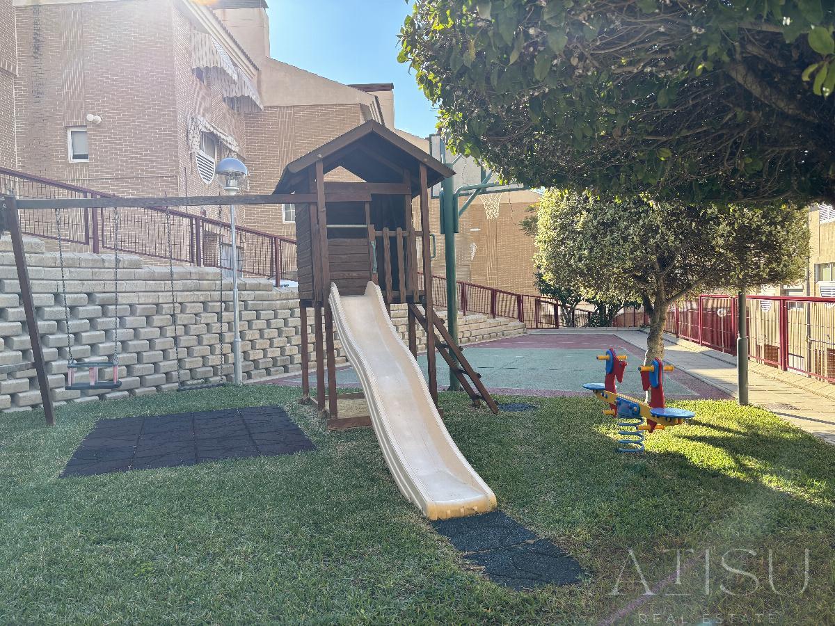 For rent of bungalow in Alicante