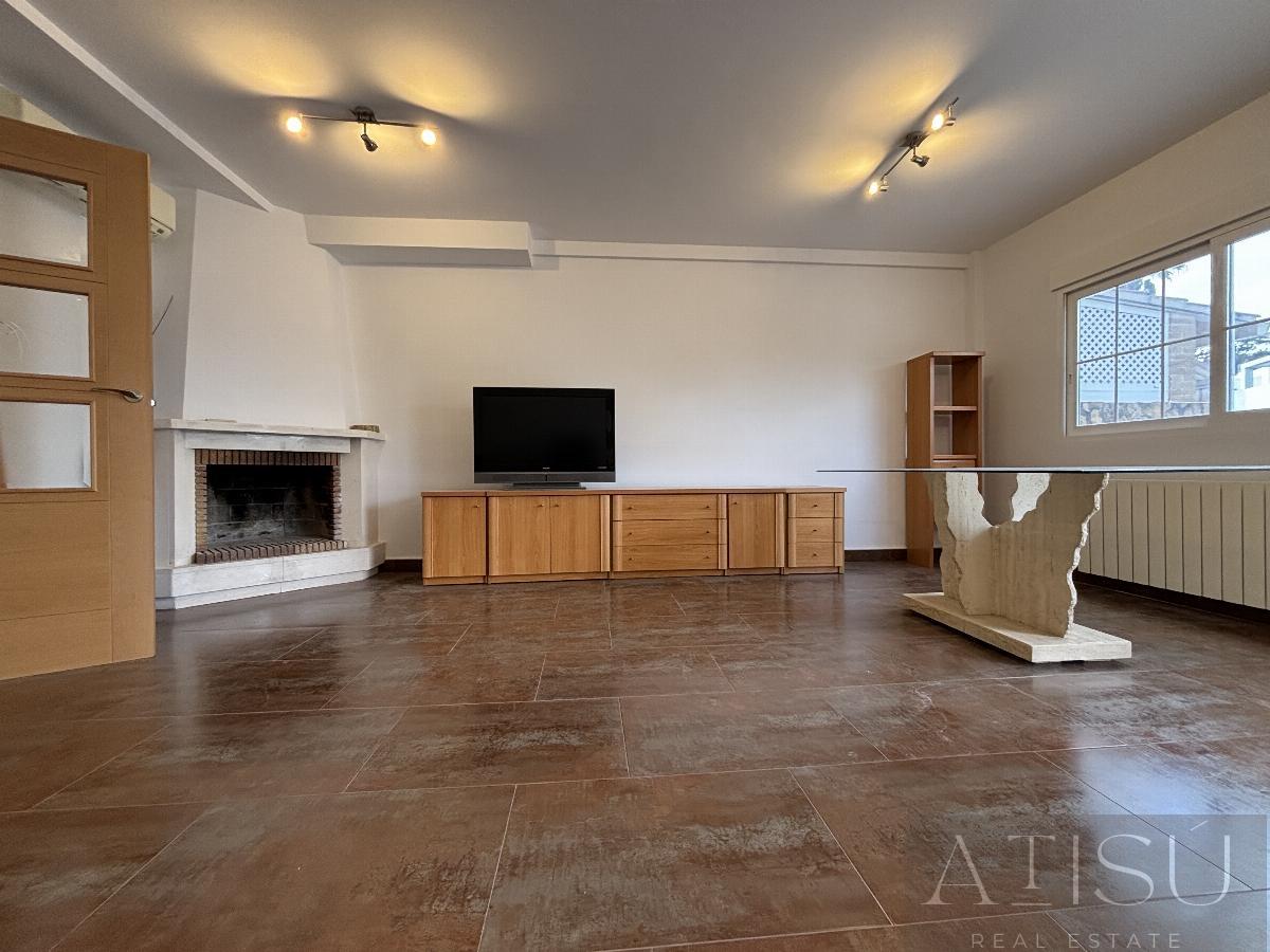 For rent of bungalow in Alicante