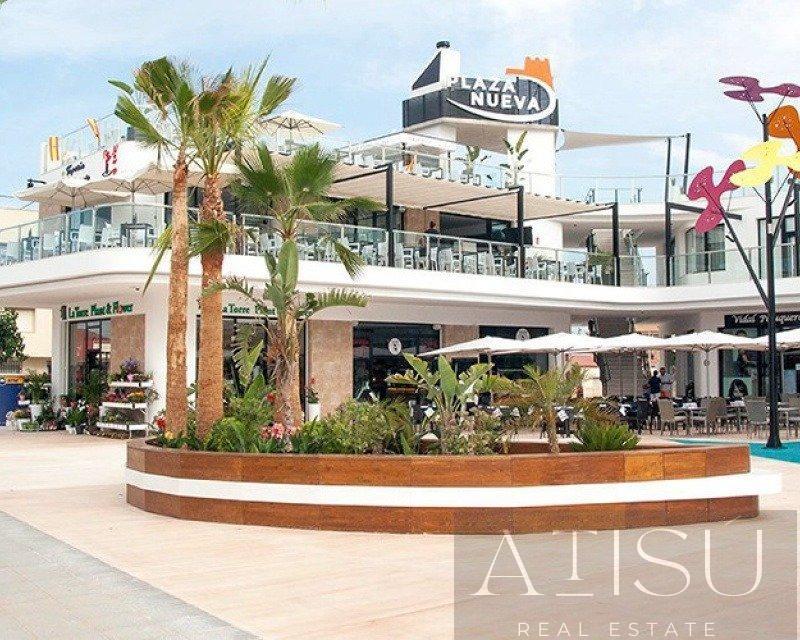 For sale of villa in Pilar de la horadada