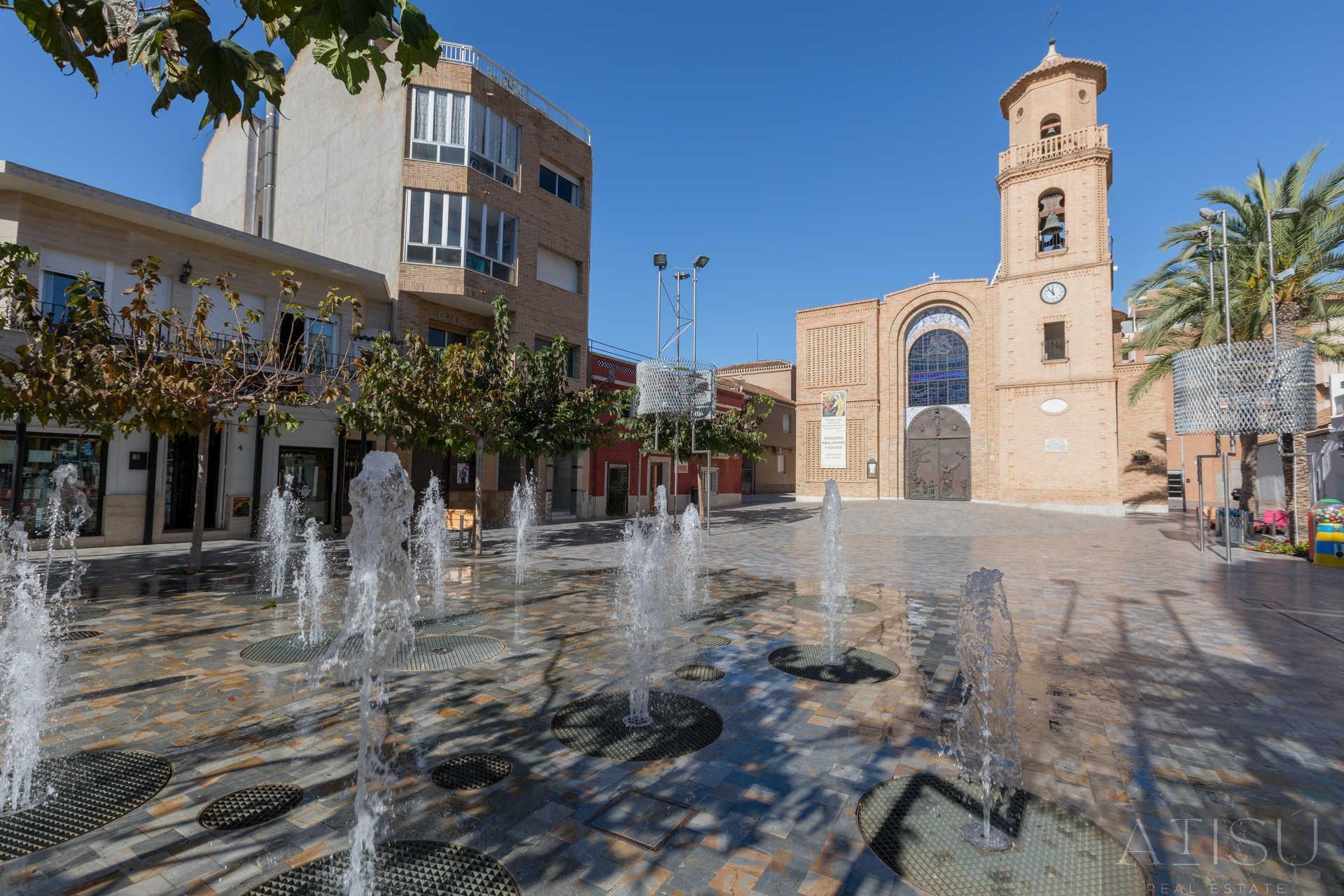 For sale of villa in Pilar de la horadada