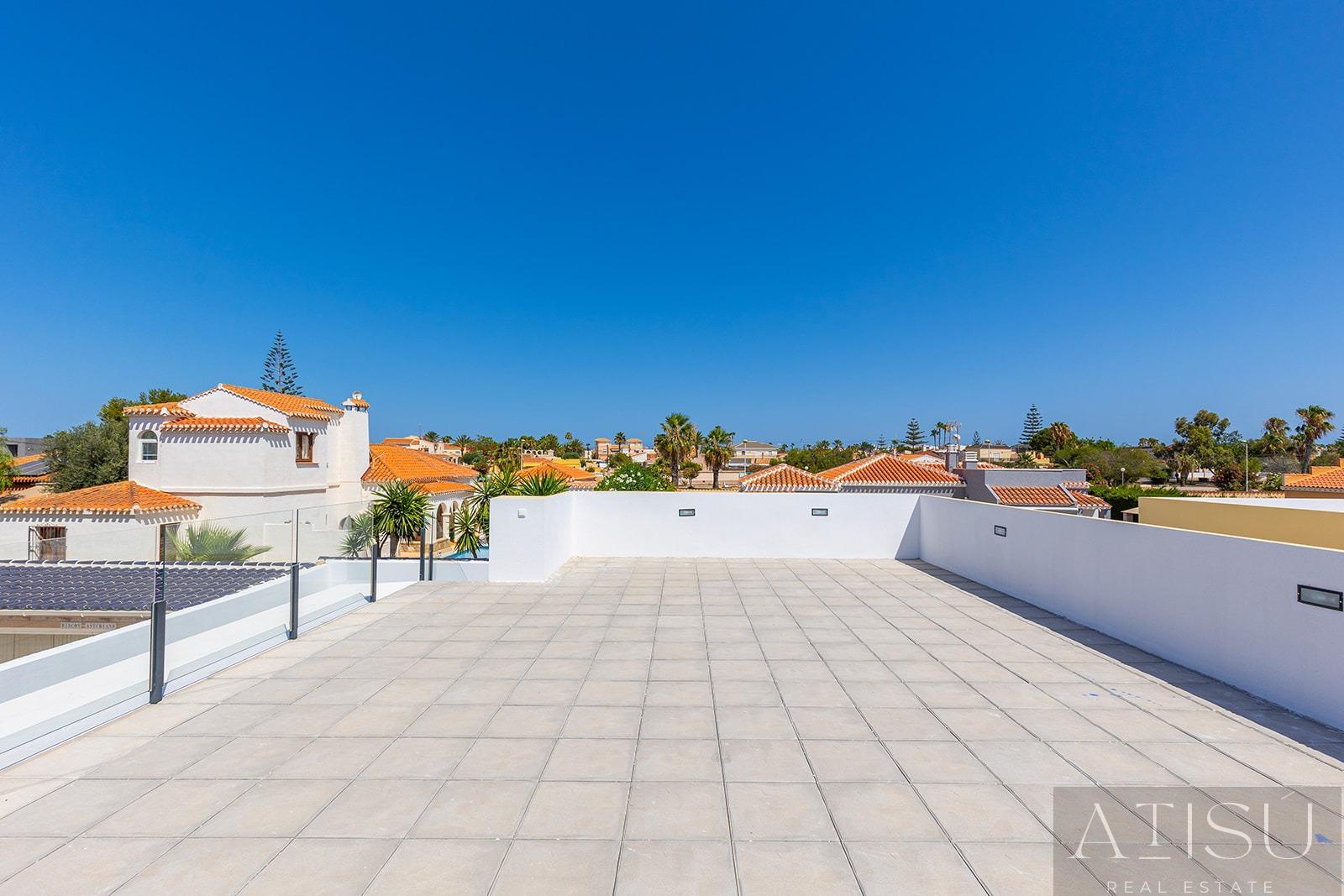 For sale of villa in Torrevieja