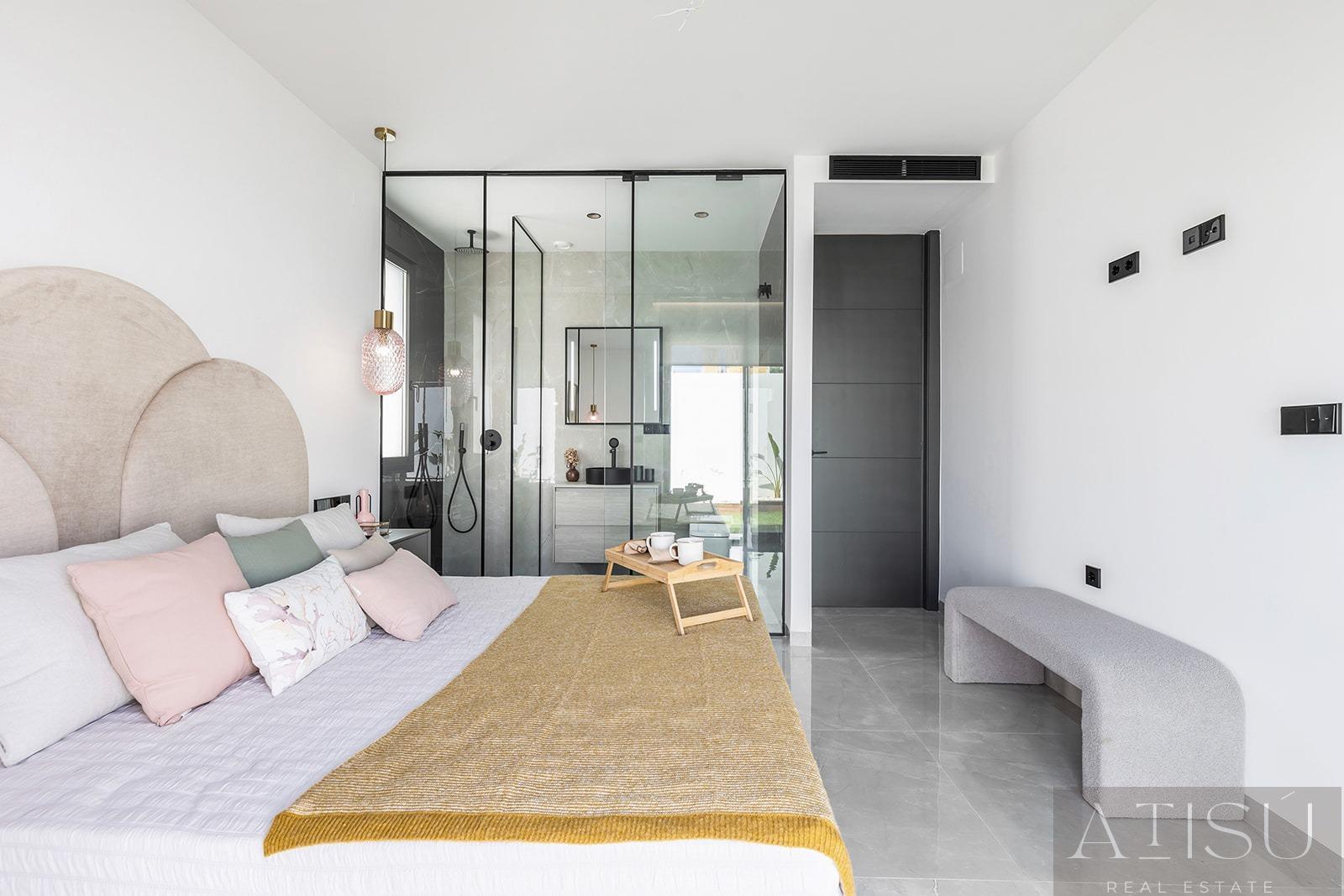 For sale of villa in Torrevieja