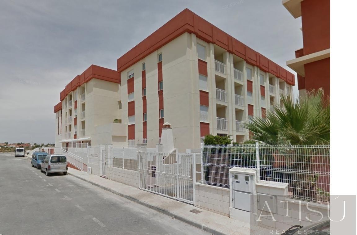For sale of penthouse in Orihuela costa