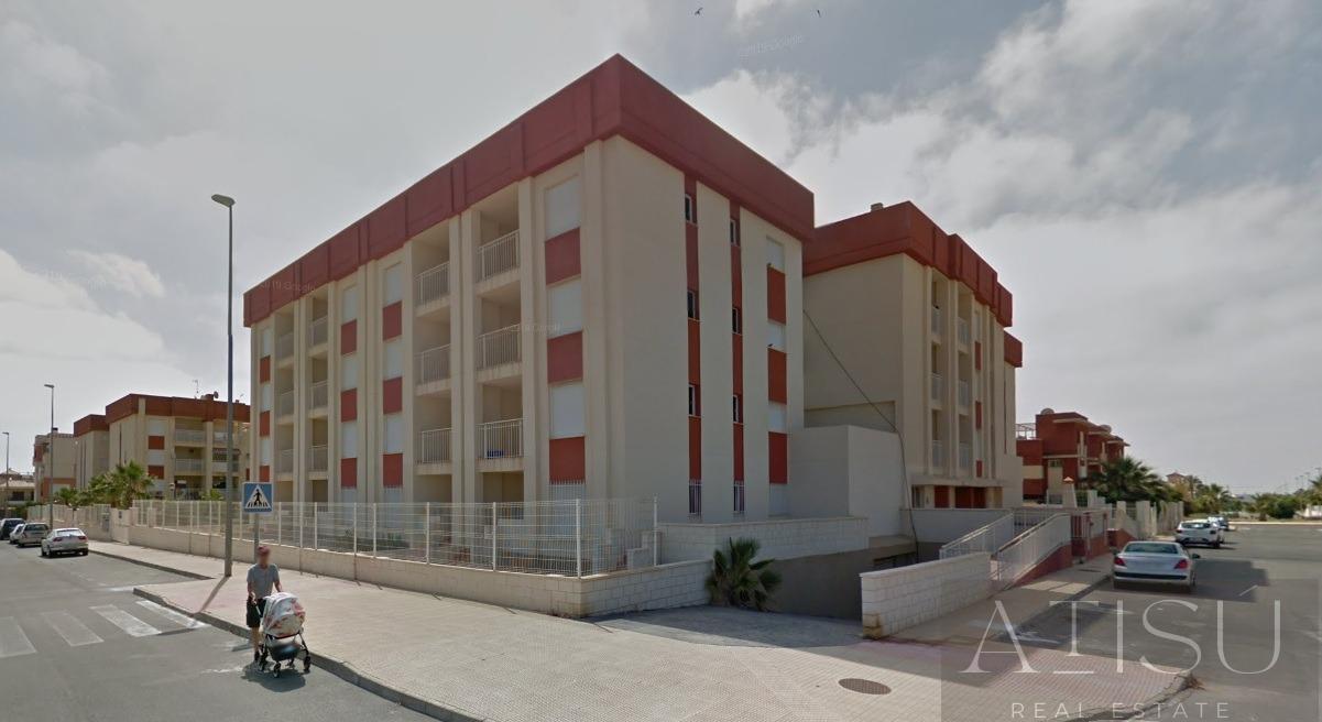 For sale of penthouse in Orihuela costa