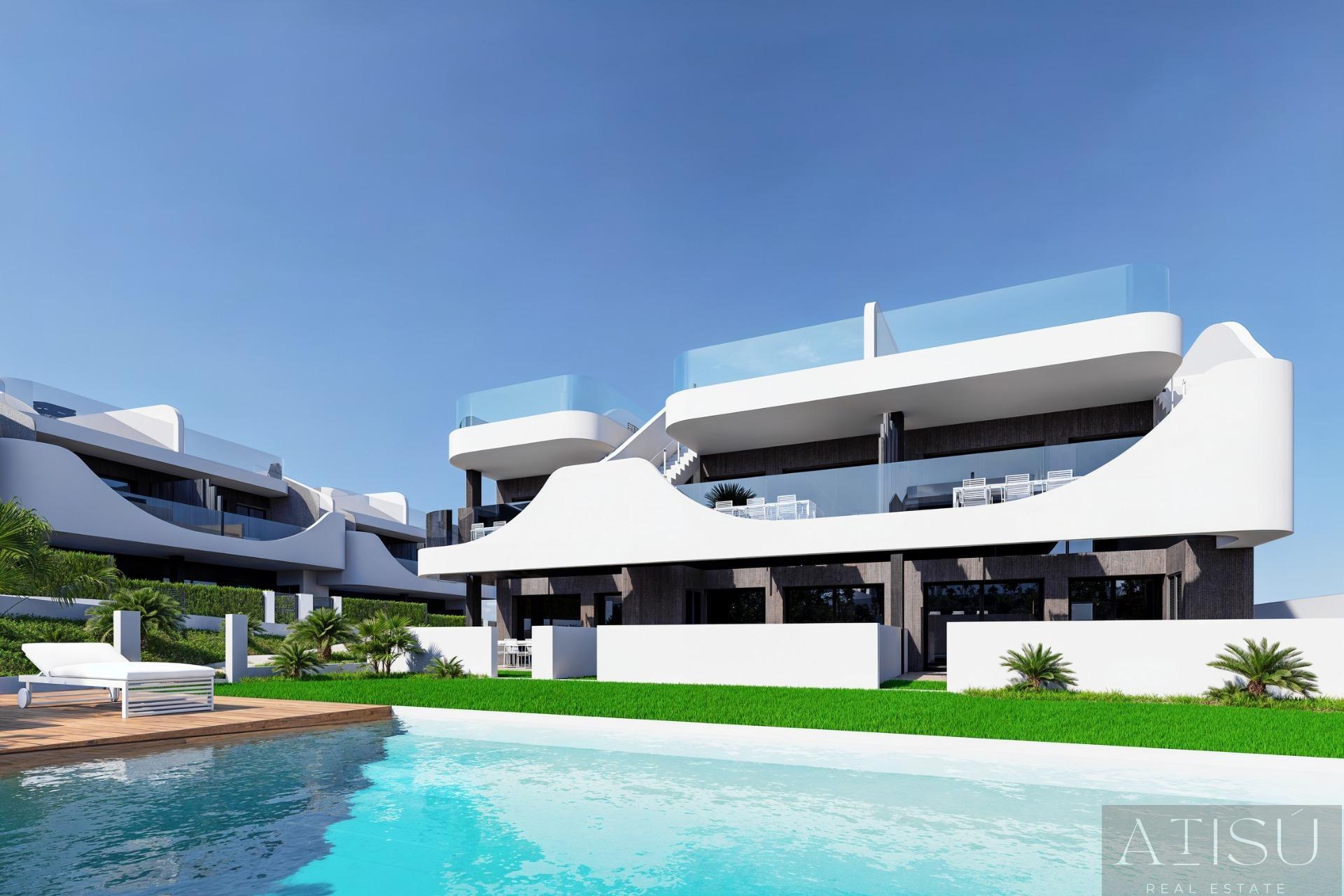 Venta de bungalow en San miguel de salinas