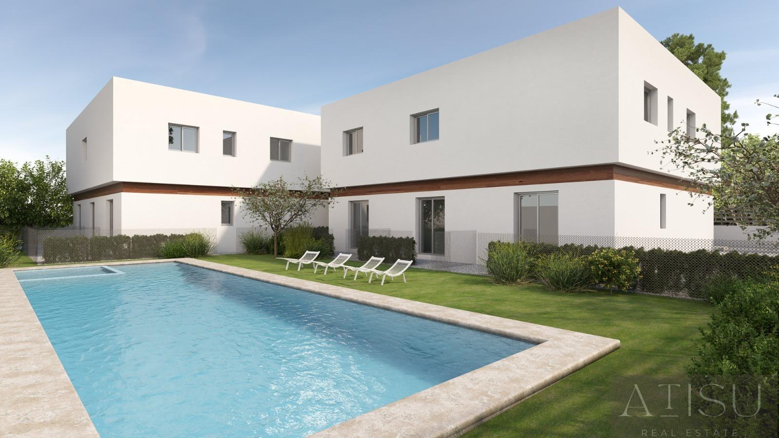 For sale of villa in Orihuela costa